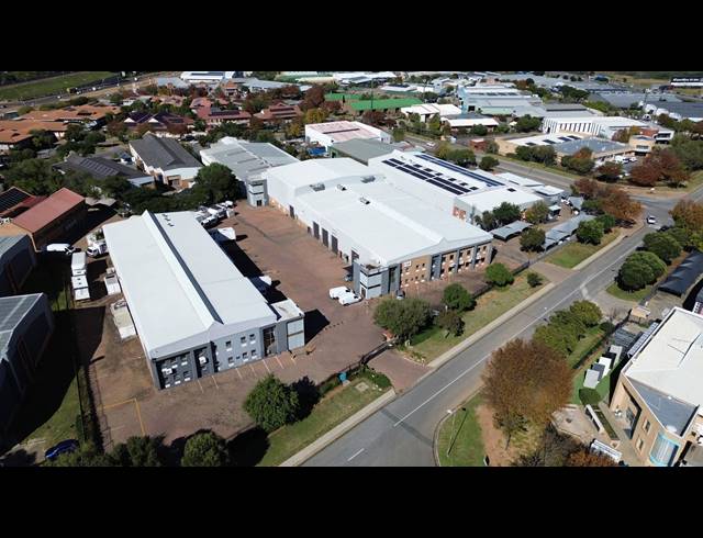 4,194M² WAREHOUSE TO LET IN RANDJESPARK